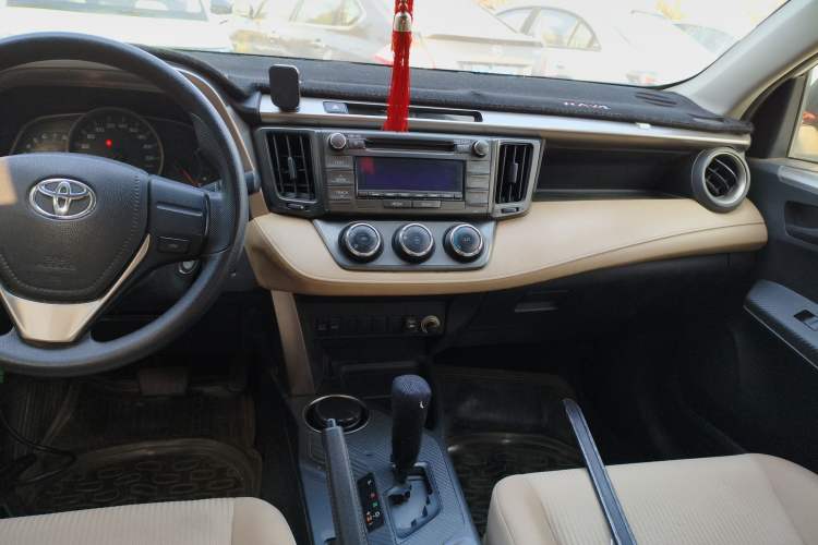 Used Toyota RAV4 2013 2.0L CVT Two-Wheel Drive Urban Edition