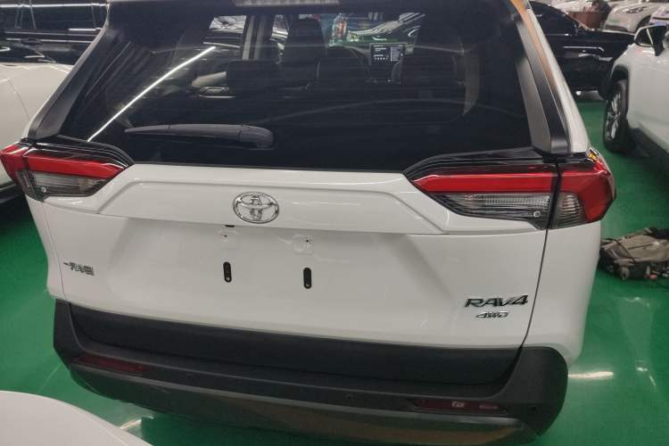 Used Toyota RAV4 2020 2.0L CVT 4x4 Trend Edition
