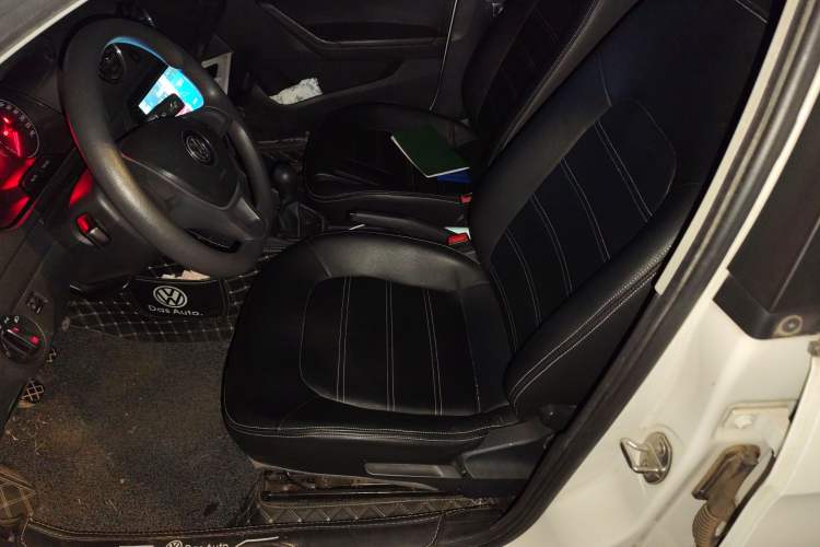 Used Volkswagen Jetta 2017 1.5L Manual Fashion Edition
