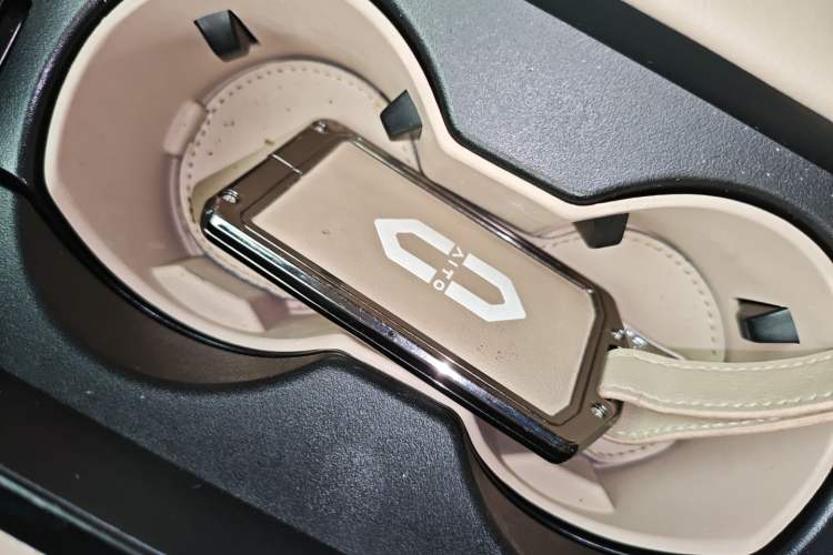 Used Hima AITO M7 2024 1.5T Rear-Drive Plus Version 6 Seats
