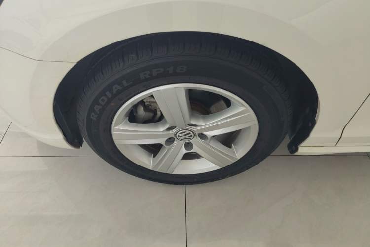 Used Volkswagen Lamando 2018 230TSI DSG Fashion Edition
