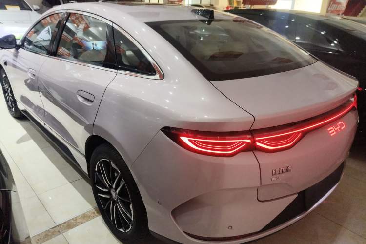 Used BYD Qin L 2025 EV 545KM Cloud Suspension Edition
