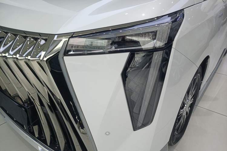 Used GAC Trumpchi E9 2025 E9 Superfast Charging Champion
