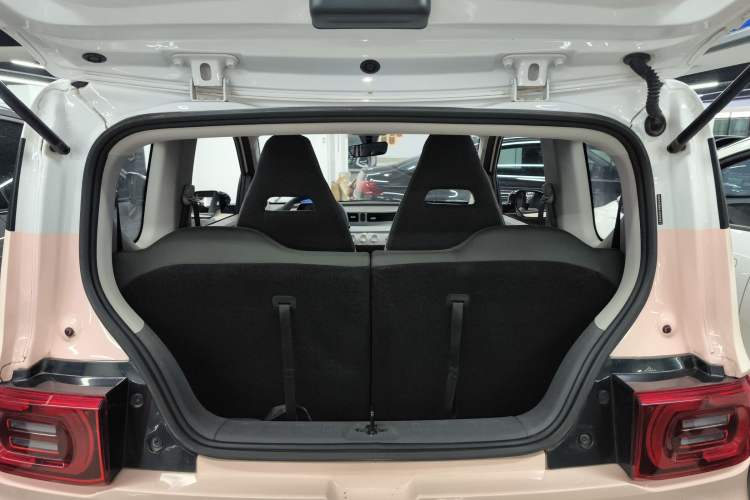 Used Wuling Hongguang MINIEV 2021 Macaron Premium Model – Lithium-NMC