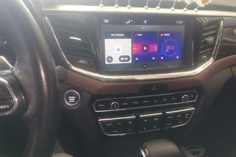 Used GAC Trumpchi GS8 2017 320T Two-Wheel Drive Luxury Smart Connectivity Version (7 Seats)
