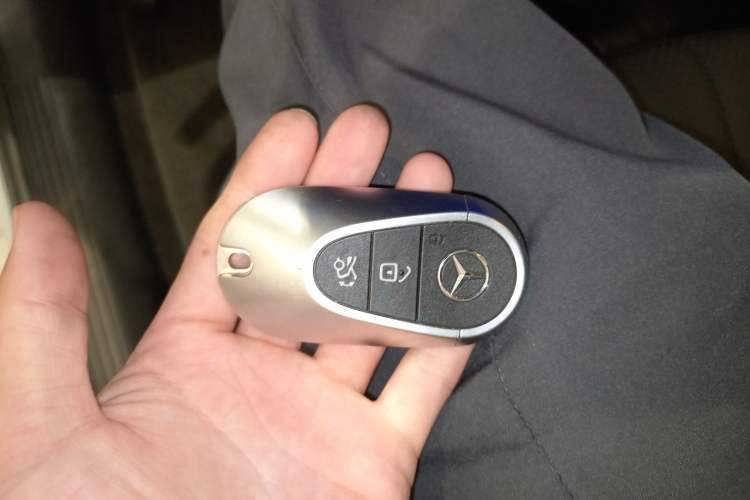 Used Mercedes-Benz EQE 2022 350 First Edition Special Version
