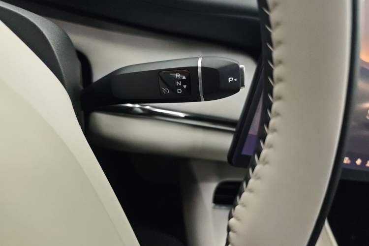 Used  Q07 2025 215 Flagship PLUS