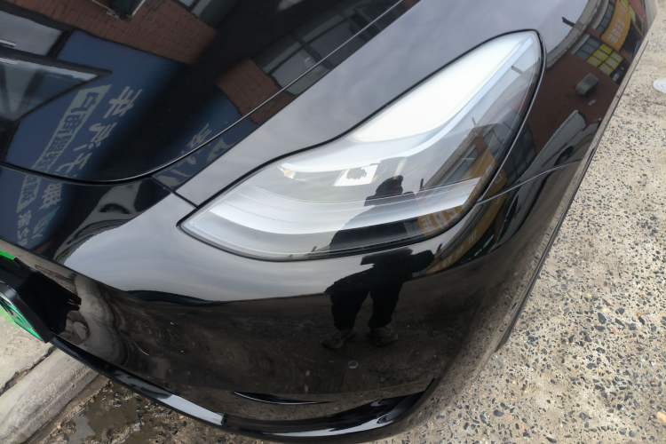 Used Tesla Model Y 2022 Rear-Wheel-Drive Version
