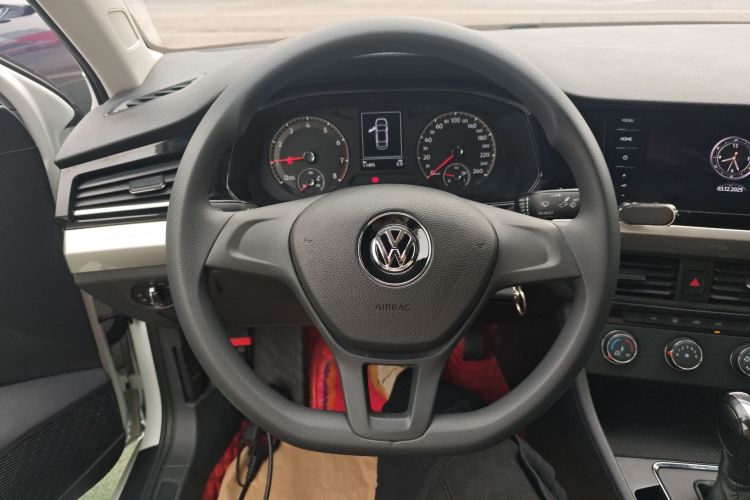 Used Volkswagen Bora 2021 1.5L Automatic Fashionable Smart Connectivity Version

