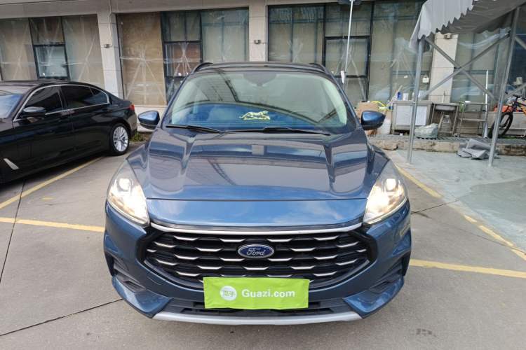 Used Ford Escape 2020 EcoBoost 245 Two-Wheel-Drive Comfort Edition
