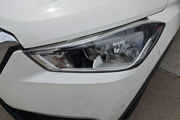 Used Nissan Kicks 2019 1.5L Manual Cool Edition
