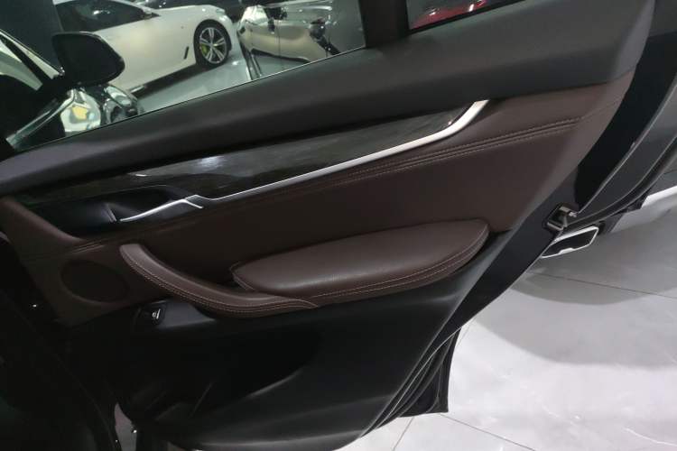 Used BMW X5 2014 xDrive35i Leading Model
