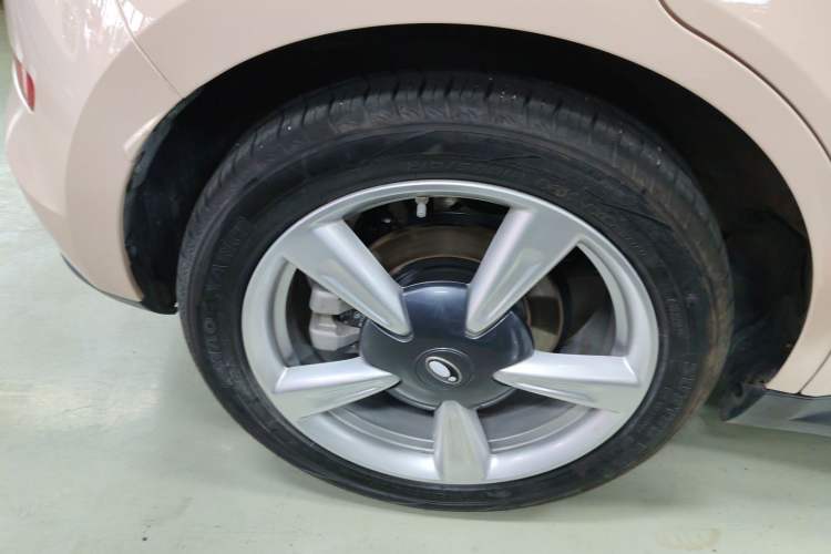 Used ORA Good Cat 2023 401 km Standard Range Prestige Version Lithium Iron Phosphate
