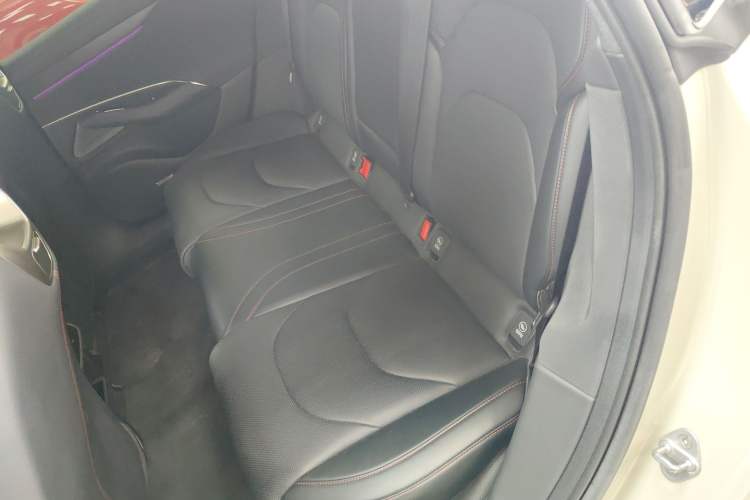 Used  SU7 2024 Rear-Drive Long-Range Intelligent Driving Version
