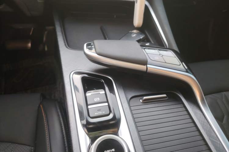 Used Changan UNI-T 2022 1.5T Prestige Version
