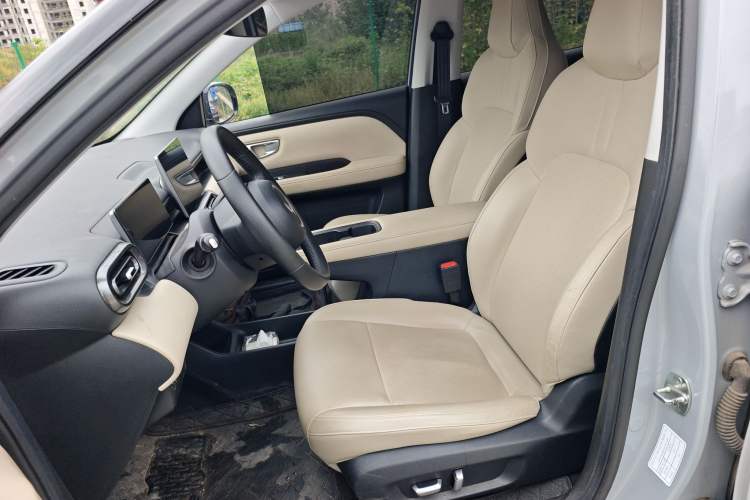 Used Wuling Bingo PLUS 2024 510 km Flagship Edition Four-Seater Version
