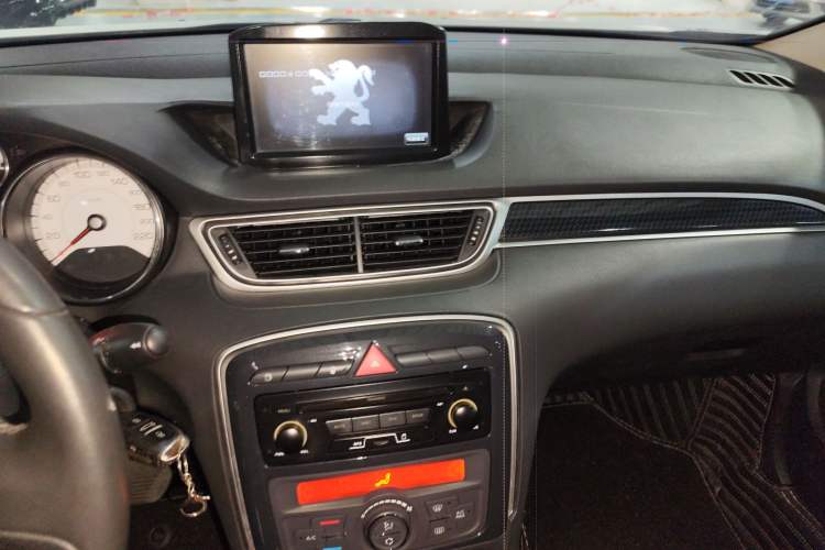 Used Peugeot 308 2013 1.6L Automatic Fashion Model
