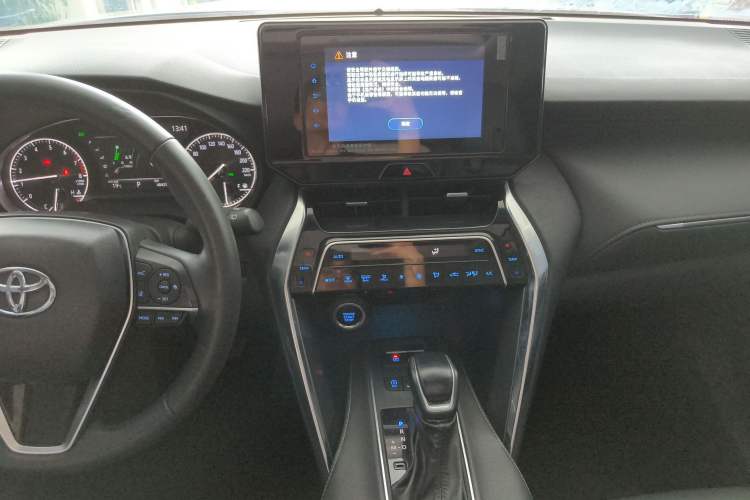 Used Toyota Venza 2022 2.0L CVT Two-Wheel Drive Luxury Edition
