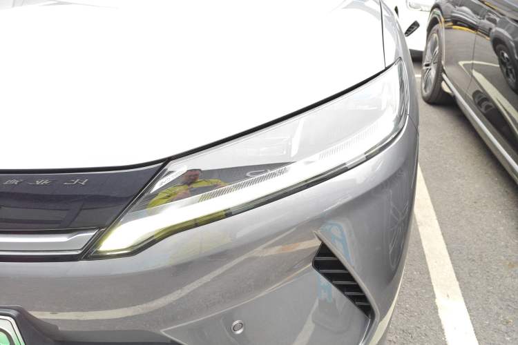 Used BYD Yuan UP 2025 Intelligent Driving Version 401 km Beyond-Range Edition
