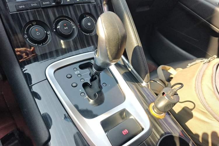 Used Peugeot 3008 2015 1.6THP Automatic Classic Edition
