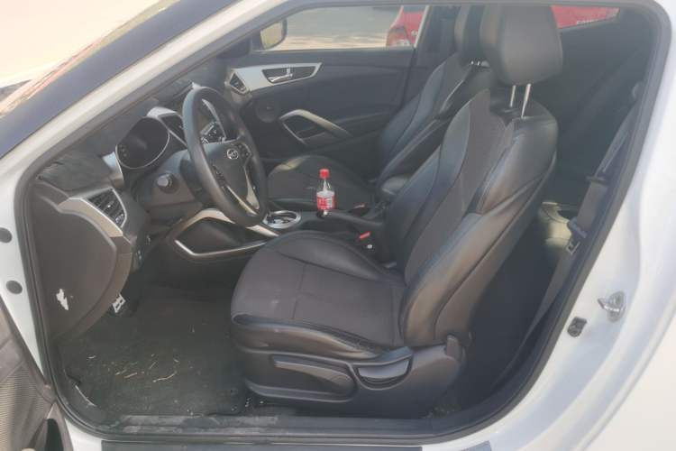 Used Hyundai Veloster 2011 1.6L Automatic Luxury Edition
