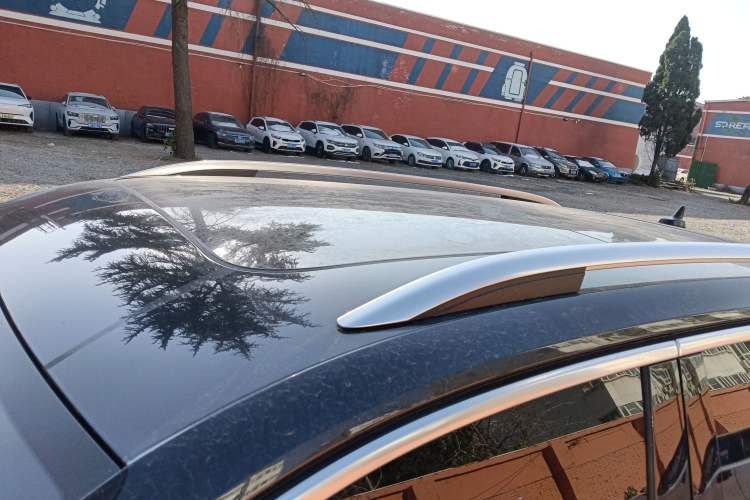 Used Volkswagen Tayron 2021 280TSI Two-Wheel Drive Luxury Smart Connectivity Version