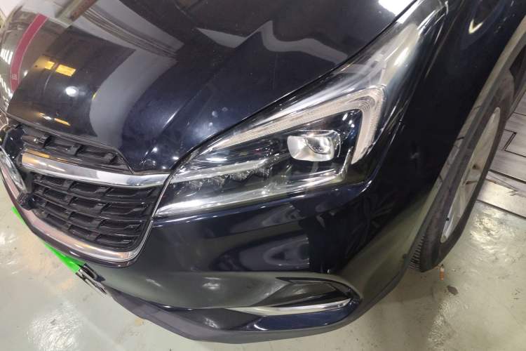 Used Buick Envision 2020 20T Two-Wheel Drive Luxury Model
