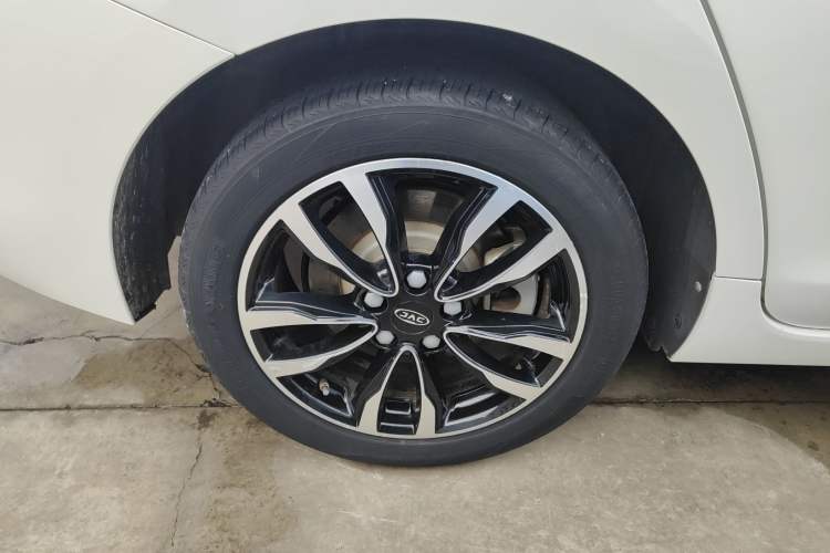 Used  J7 2020 1.5T CVT Superior Trim
