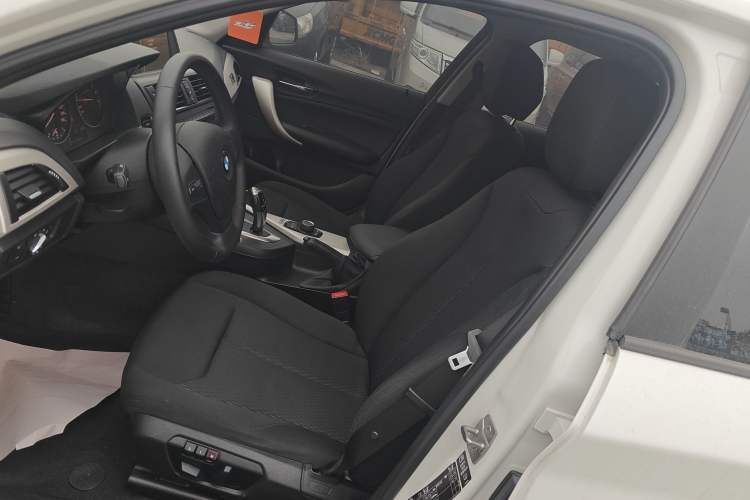 Used BMW 1 Series 2013 Facelifted 118i Leading Edition
