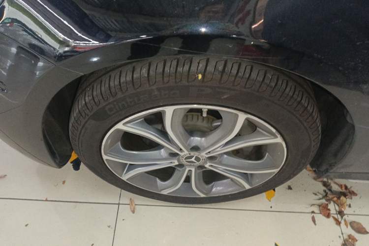 Used Mercedes-Benz E-Class 2022 Second Facelift E 300 L Sporty and Stylish Edition
