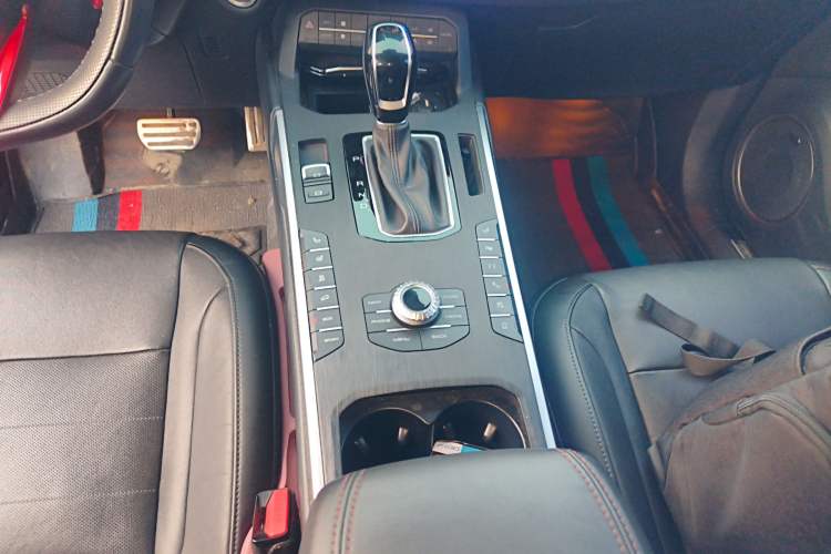 Used Wey VV5 2017 2.0T Flagship Edition
