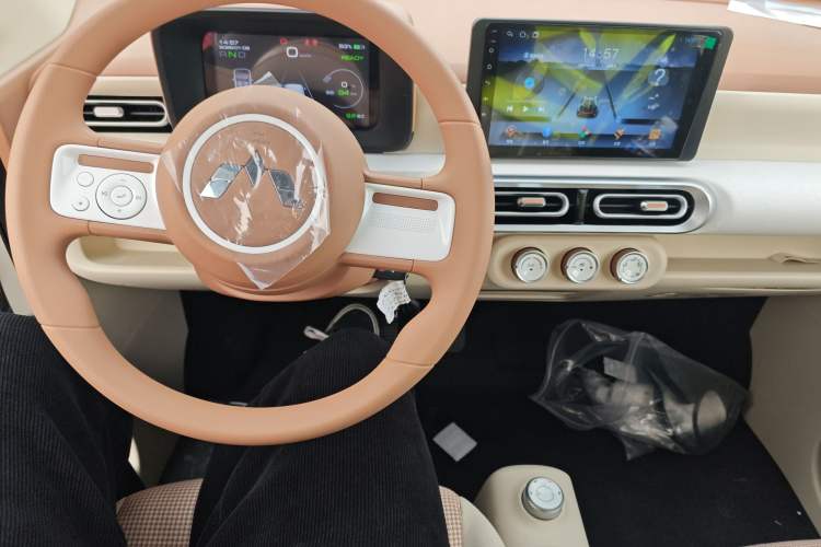 Used Wuling Hongguang MINIEV 2024 3rd Generation 215km Youth Edition