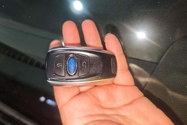 Used Subaru Outback 2017 2.5i Luxury Navigation Edition with EyeSight
