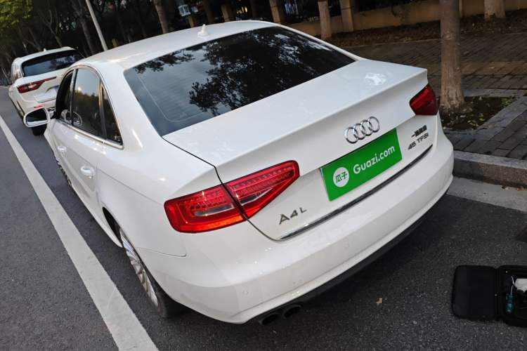 Used Audi A4L 2015 35 TFSI Automatic Comfort Model
