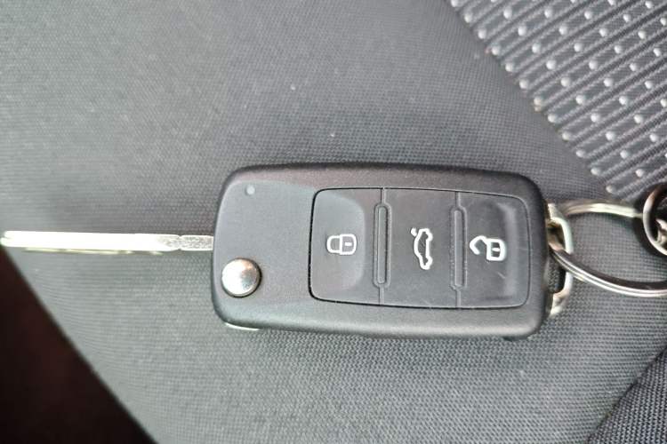 Used Volkswagen Lavida 2017 1.6L Automatic Fashion Edition
