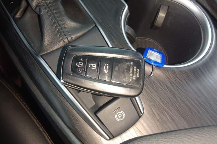 Used Toyota Camry 2023 2.0GVP Premier Edition
