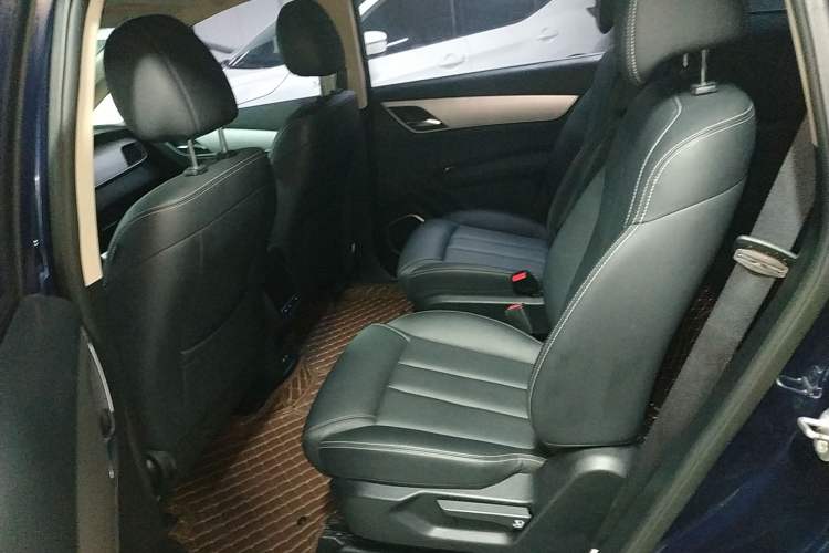 Used BYD Song MAX 2021 Upgraded Model 1.5T Automatic Luxury 6-Seater
