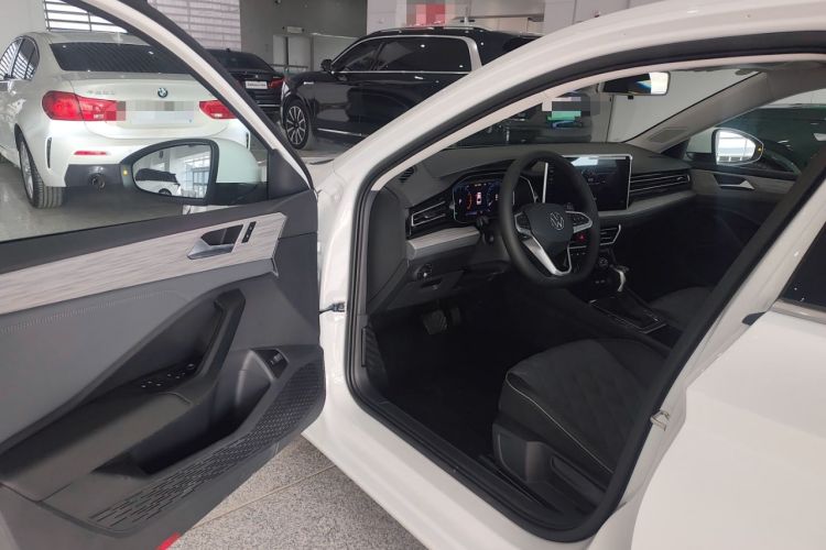 Used Volkswagen Sagitar 2025 Revised Version Three 300TSI DSG Excellence Edition