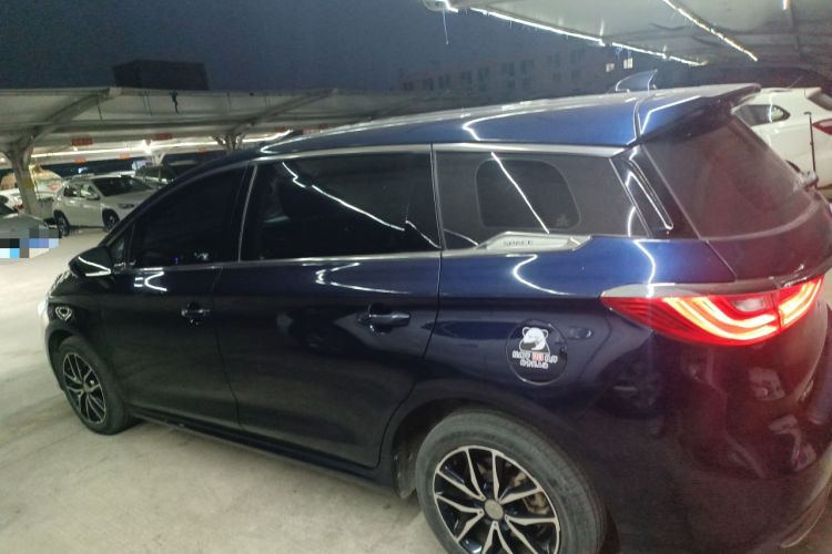 Used BYD Song MAX 2018 1.5T Automatic Smart Connect Luxury 6-Seater
