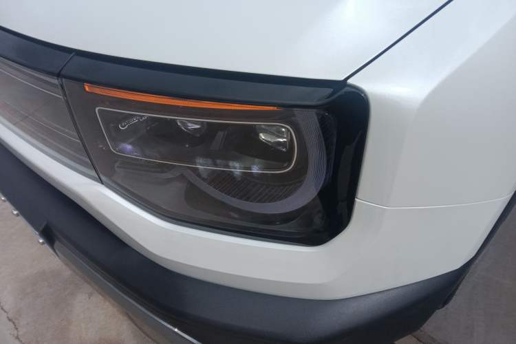 Used Beijing Auto BJ30 2024 1.5T Magic Electric Drive Advanced Version
