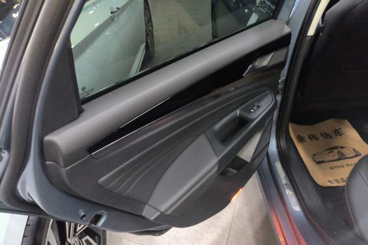 Used Volkswagen Passat 2023 Revised 330TSI Elite Edition
