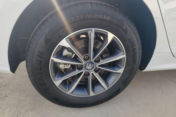 Used BYD Qin PLUS 2024 HONOR Edition DM-i 55KM Leading Model
