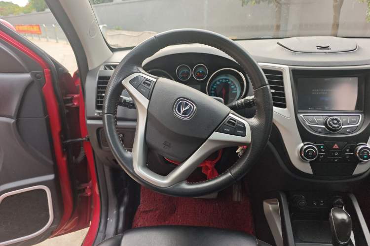 Used Changan CS35 2015 1.6L Automatic Luxury Model China IV Standard
