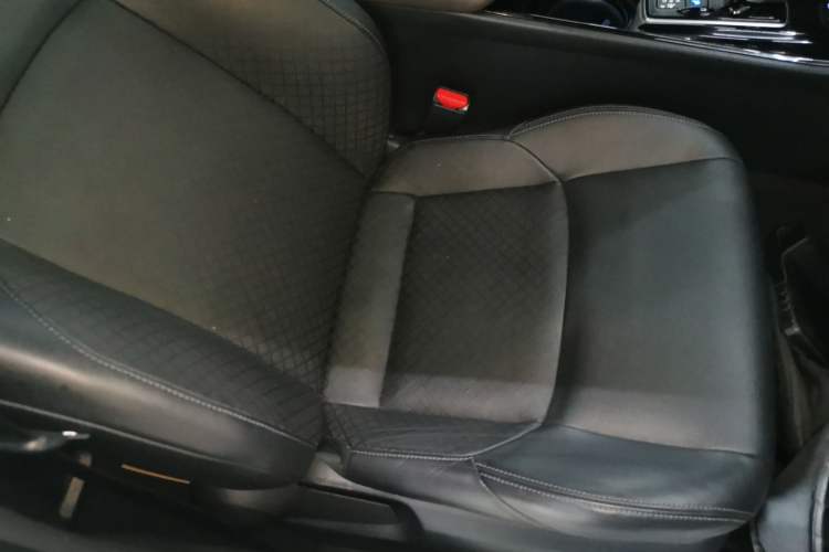 Used Toyota C-HR EV 2020 Deluxe Sunroof Edition

