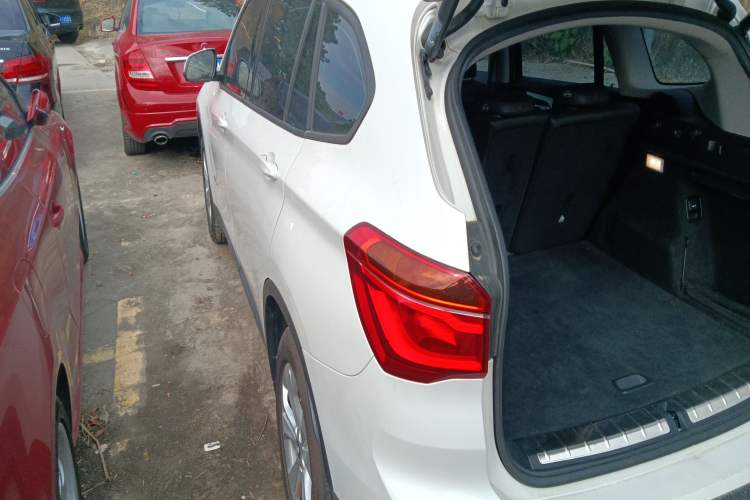 Used BMW X1 2016 sDrive18Li Premium Edition
