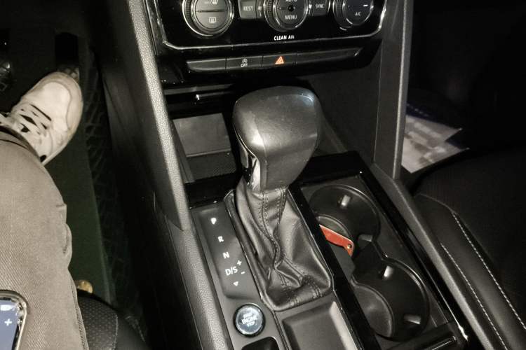 Used Volkswagen Teramont 2017 330TSI Two-Wheel-Drive Luxury Edition