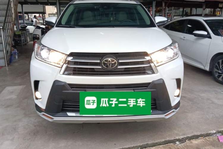 Used Toyota Highlander 2021 2.0T Four-Wheel Drive Prestige Version 7 Seats