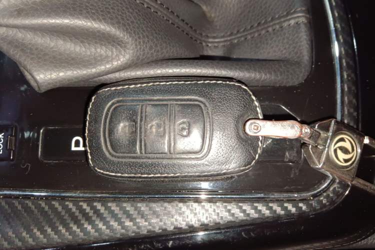 Used Dongfeng Fengon 370 2020 S370 1.5L CVT Luxury Model 5 Seats