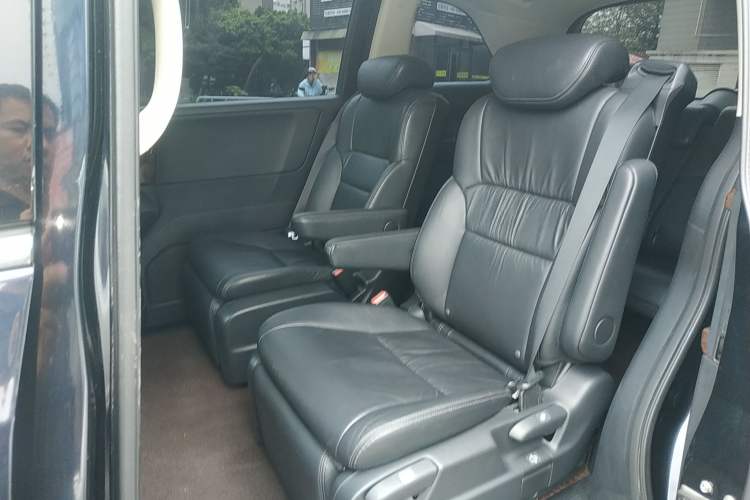 Used Honda Odyssey 2015 Updated Version 2.4L Smart Edition