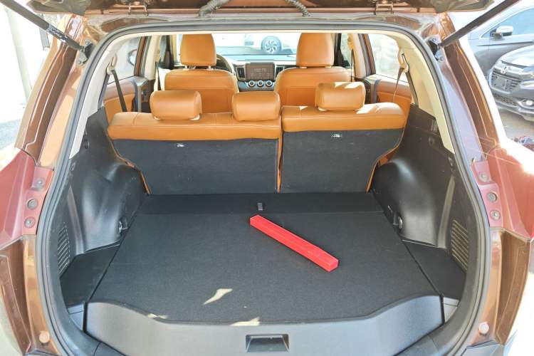 Used Toyota RAV4 2013 2.0L CVT Two-Wheel Drive Urban Edition
